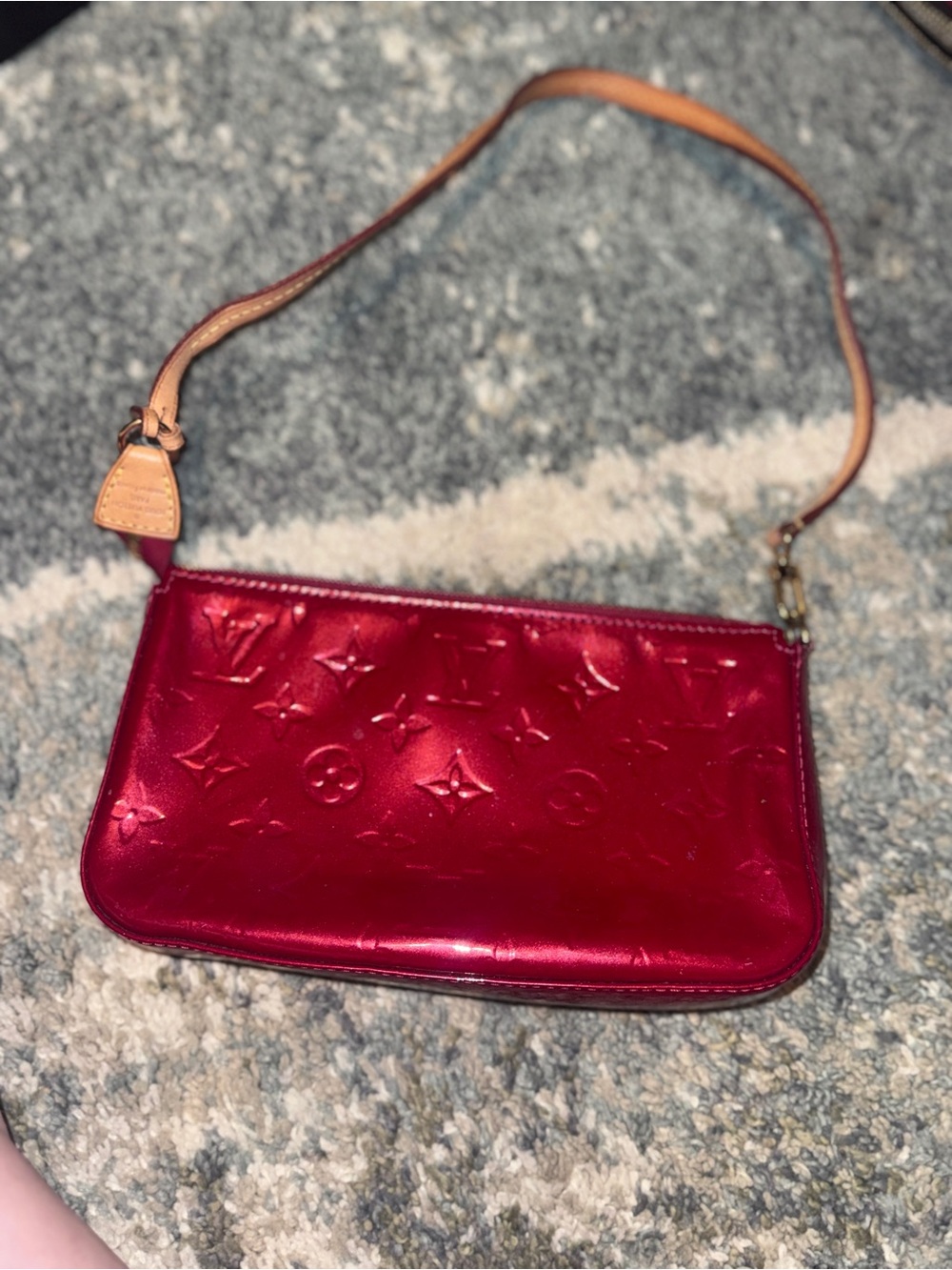 Louis Vuitton Red Leather Wristlet Pouch with Gold Zipper broken